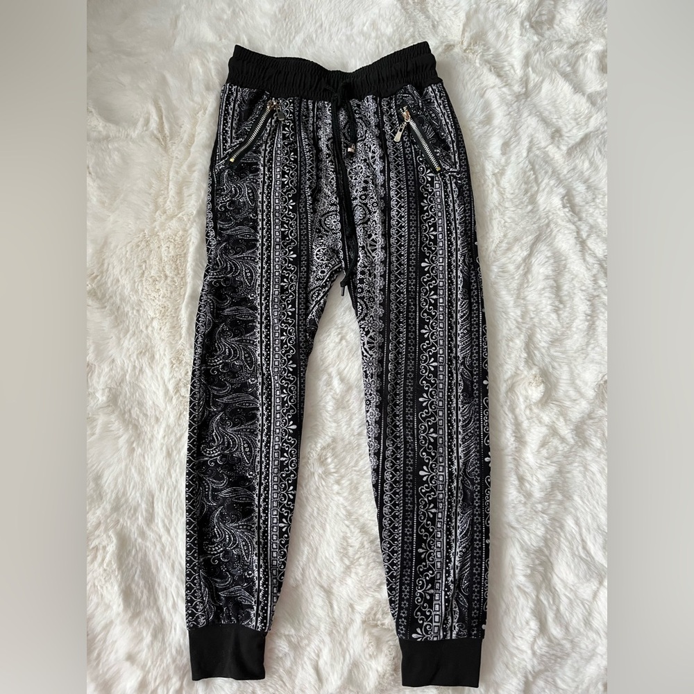 Source Unknown Black and White Kids Casual Bottoms